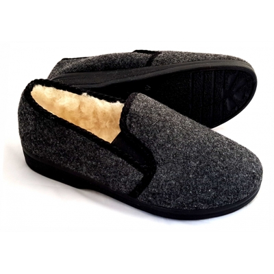 Čierne nízke zateplené papuče [pánske]